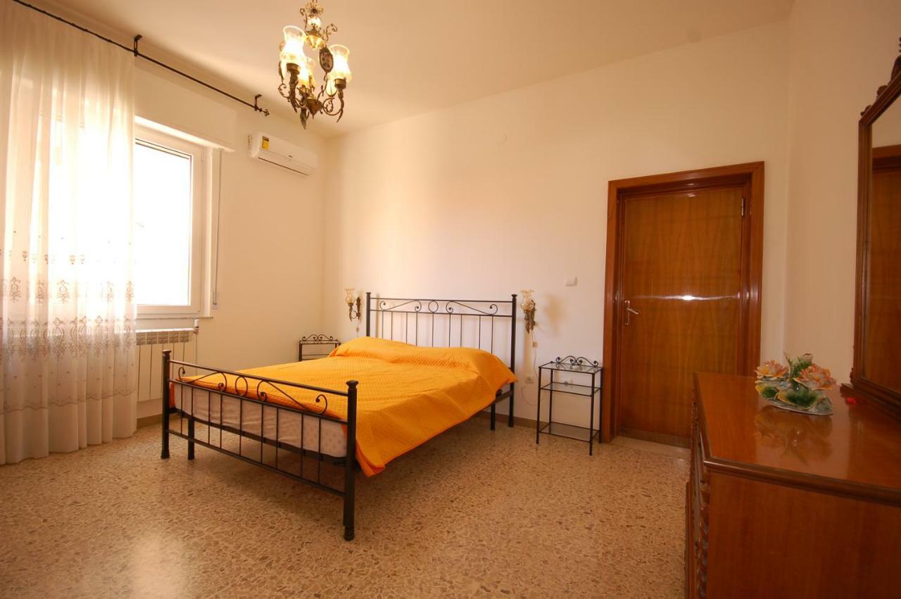 Appartamento Al Mare A Silvi Marina Exterior photo